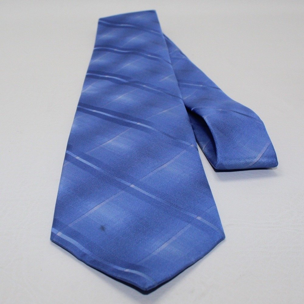 Kenneth Cole Reaction Mens Blue Tonal Plaid 100% Silk Necktie 3.5 Inch Width